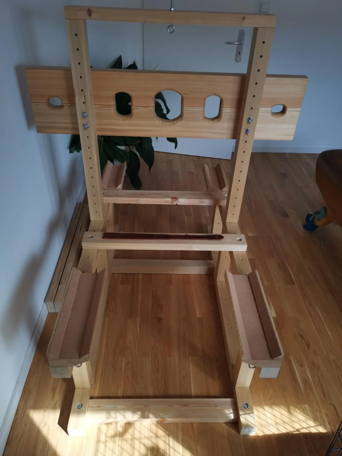 Multifunctional Wooden BDSM Furniture – Modular Restraint & Bondage Station görsel 3