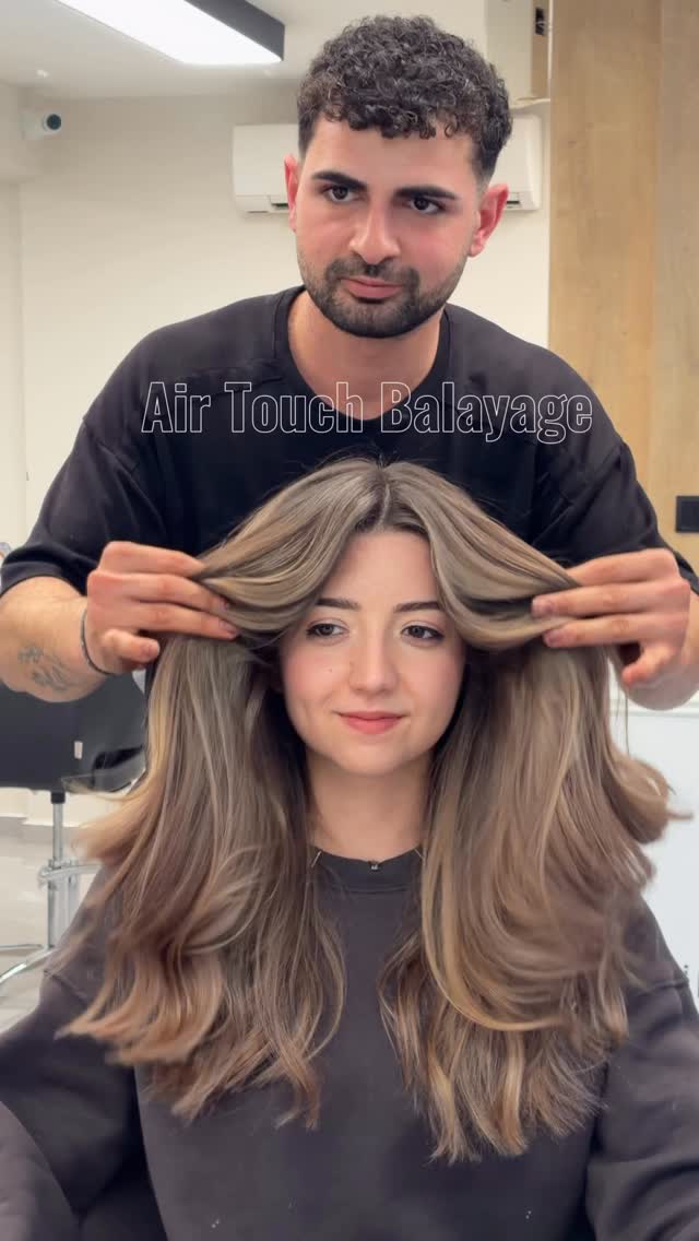 Salon çalışma anı